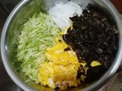 Make Squid egg pie step 2