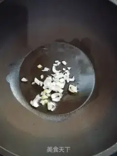 Make Crab mushrooms and fried meat step 3