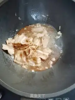 Make Crab mushrooms and fried meat step 5