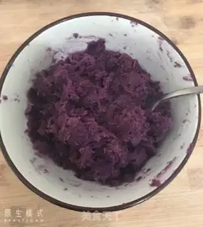 Make Potato bean cake step 1