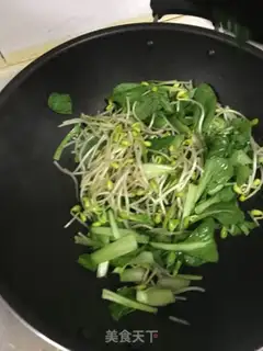 Make Bean sprouts step 2