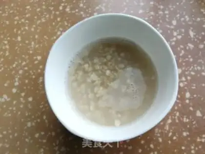 Make Mango oatmeal milk cup step 2