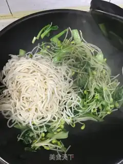 Make Bean sprouts step 4