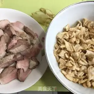 Make Rhodish dry meat step 0