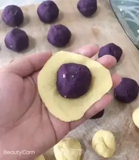 Make Potato bean cake step 7