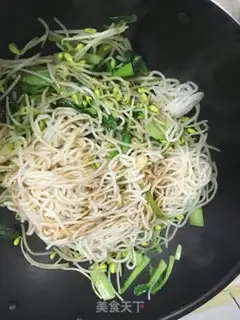 Make Bean sprouts step 5