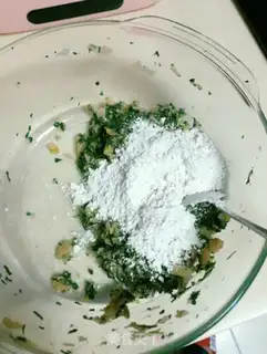 Make Fresh meatballs step 1