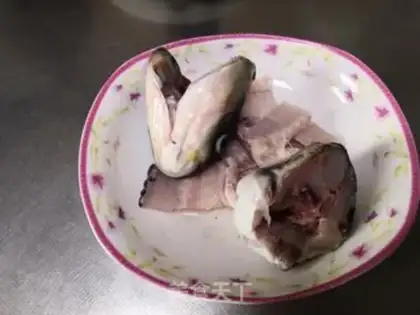 Make Tofu from the fish head step 0