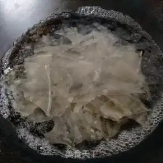 Make Goose eggs and powdered skin step 4