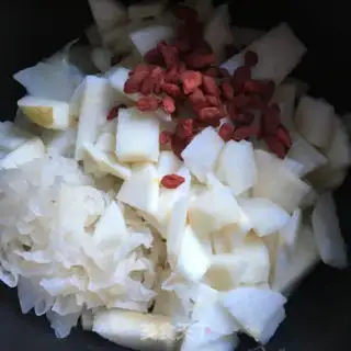 Make Lily Silver Ear Sydney soup step 5
