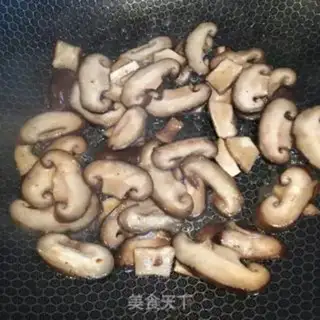 Make Frozen egg noodles step 2