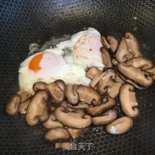Make Frozen egg noodles step 3