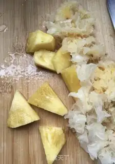 Make Silver pineapple soup step 2