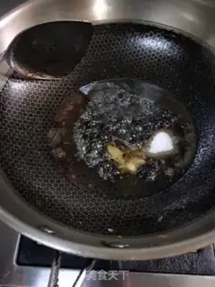 Make Shanghai onion oil noodles step 3