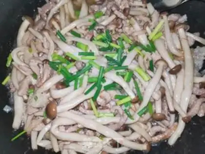 Make Crab mushrooms and fried meat step 6