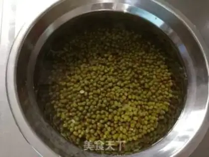 Make Green bean cake step 0