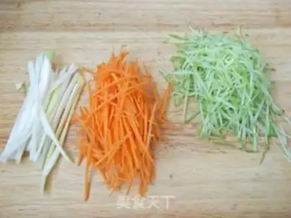Make Soy dry tofu vegetable rolls step 1