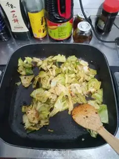Make Cream pepper and cabbage step 3