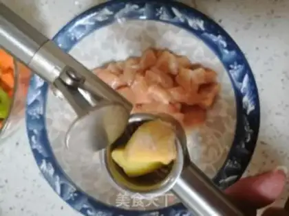 Make Curry chickens and rice step 2