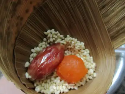 Make Salted egg yogurt dates and sausages step 7