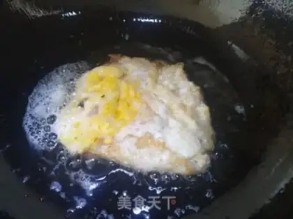 Make Spicy carrot noodles step 1