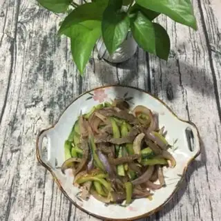 Make Onion cucumber beef step 6