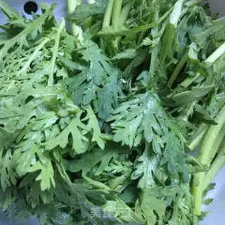 Make Autumn cones egg soup step 3