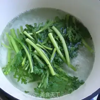 Make Autumn cones egg soup step 4
