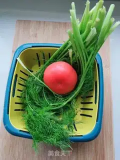 Make Fried eggs for a tomato step 0