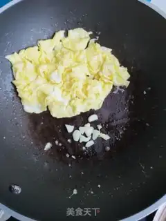 Make Fried eggs for a tomato step 5