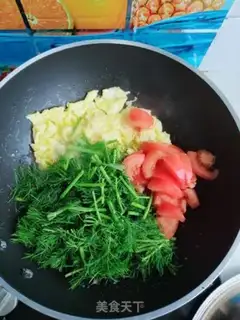 Make Fried eggs for a tomato step 6