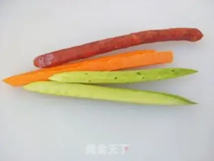 Make Vegetable fruit sushi step 3