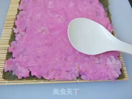 Make Vegetable fruit sushi step 4