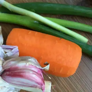 Make Spicy carrots step 1