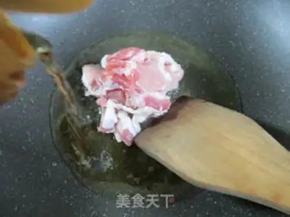 Make Pyramid with fragrance step 2