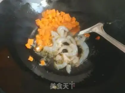 Make Shrimp egg cheese rice step 6