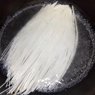 Make Garlic pasta step 3