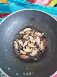 Make Scrambled mushrooms step 5