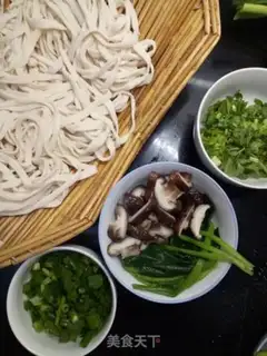 Make Spicy noodles step 0