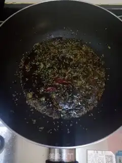 Make Spicy noodles step 3