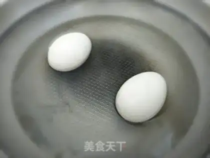 Make Onions and goose eggs step 1