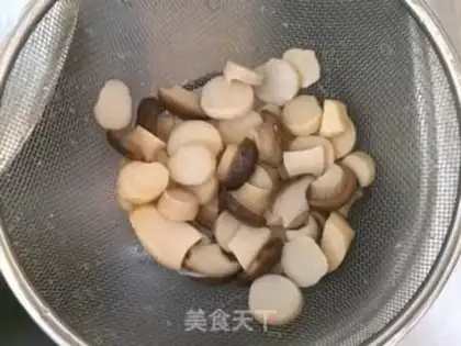 Make Golden almond mushrooms step 3