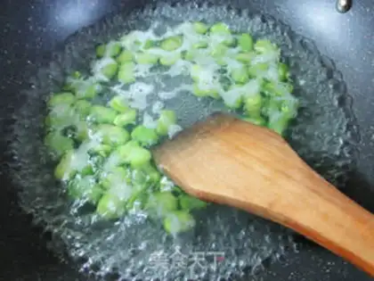 Make Salted eggs and soybeans step 2