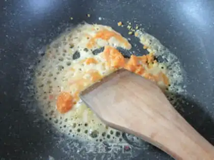 Make Salted eggs and soybeans step 3