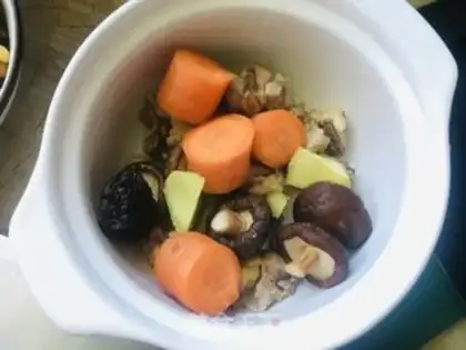 Make Frozen carrot chicken soup step 3
