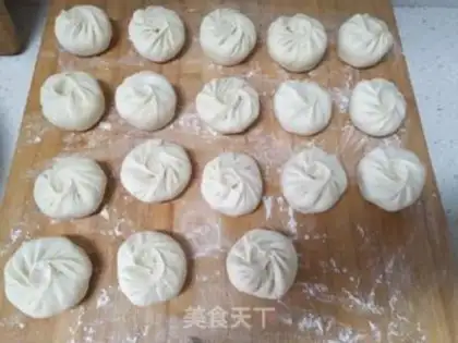 Make The mushroom cabbage bag step 11