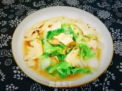 Make The cabbage is dry tofu step 0