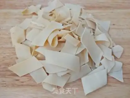 Make The cabbage is dry tofu step 1