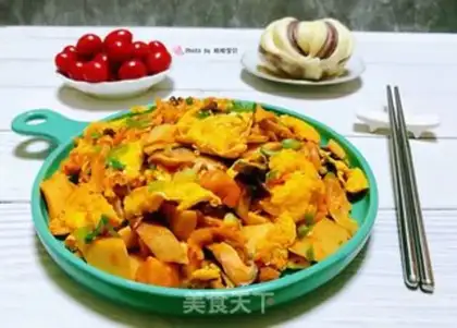 Make Two mushrooms of cabbage and fried eggs step 11