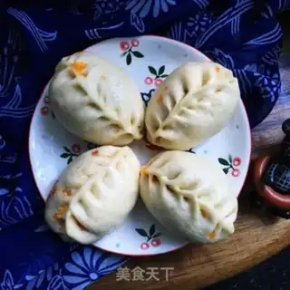 Make Homemade carrot beef buns step 14